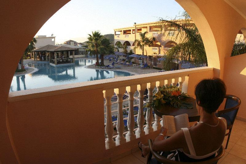 Zante Village Hotel 阿利卡纳斯 外观 照片